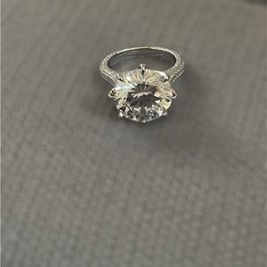 10 Carat Cubic zirconia | Sterling Silver | Size 7 | Statement Jewelry